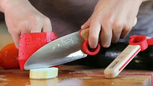 Opinel børneknivsæt med børnekniv, peeler og fingerbeskytter